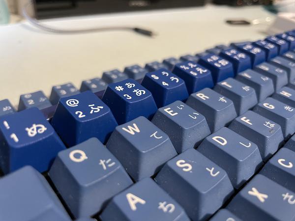GMK Striker clone vs GMK Striker